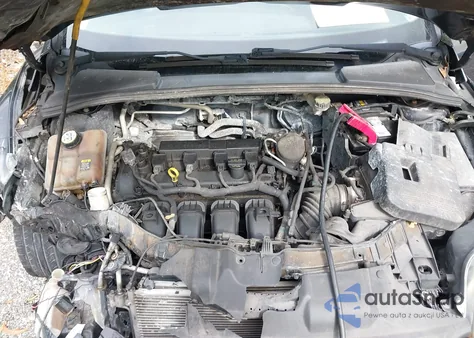 2012 Ford Focus Se z USA, uszkodzony, nr VIN 1FAHP3K28CL117932